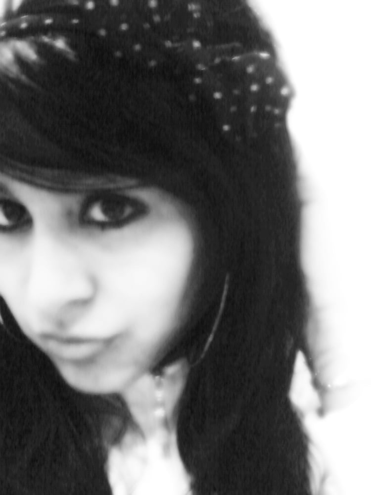 Chica deli deli
 #81074413