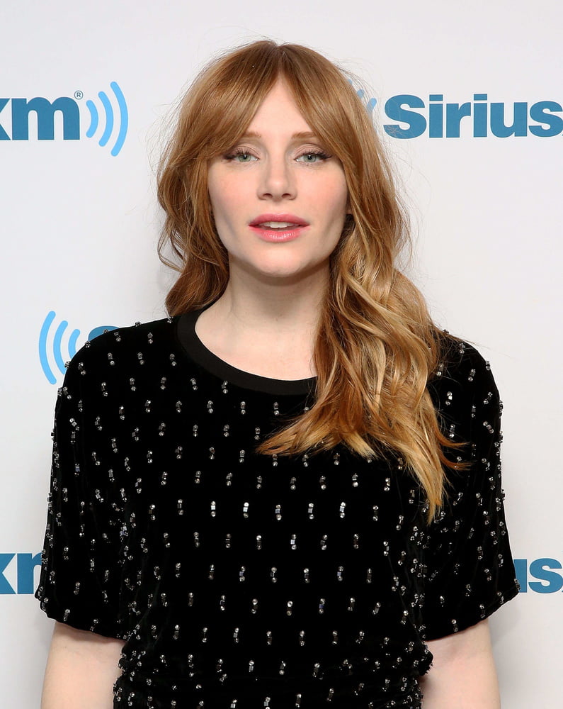 Bryce dallas howard meilleur pour votre hommage
 #104376005