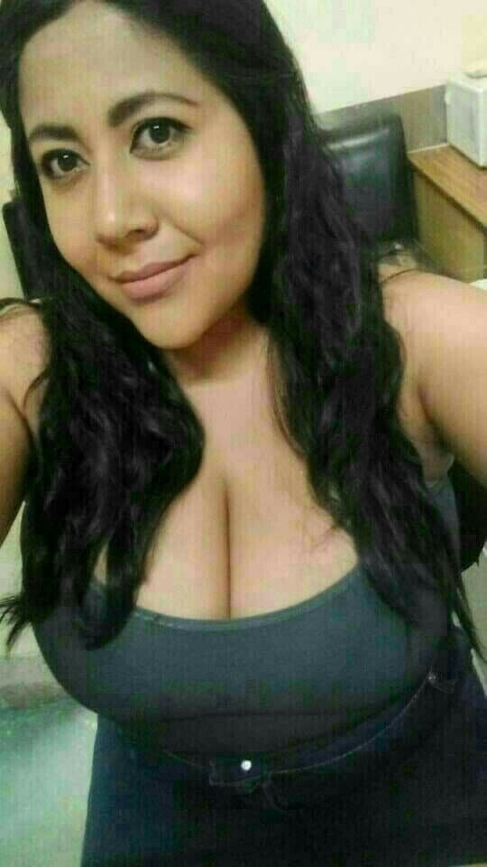 Milf with big fat tits
 #100409277