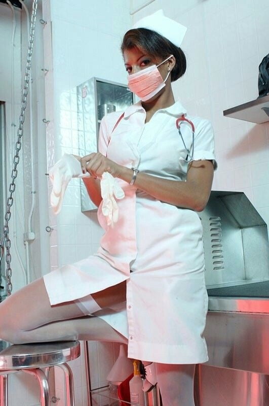 Mature Nurses and Doctors #94002003