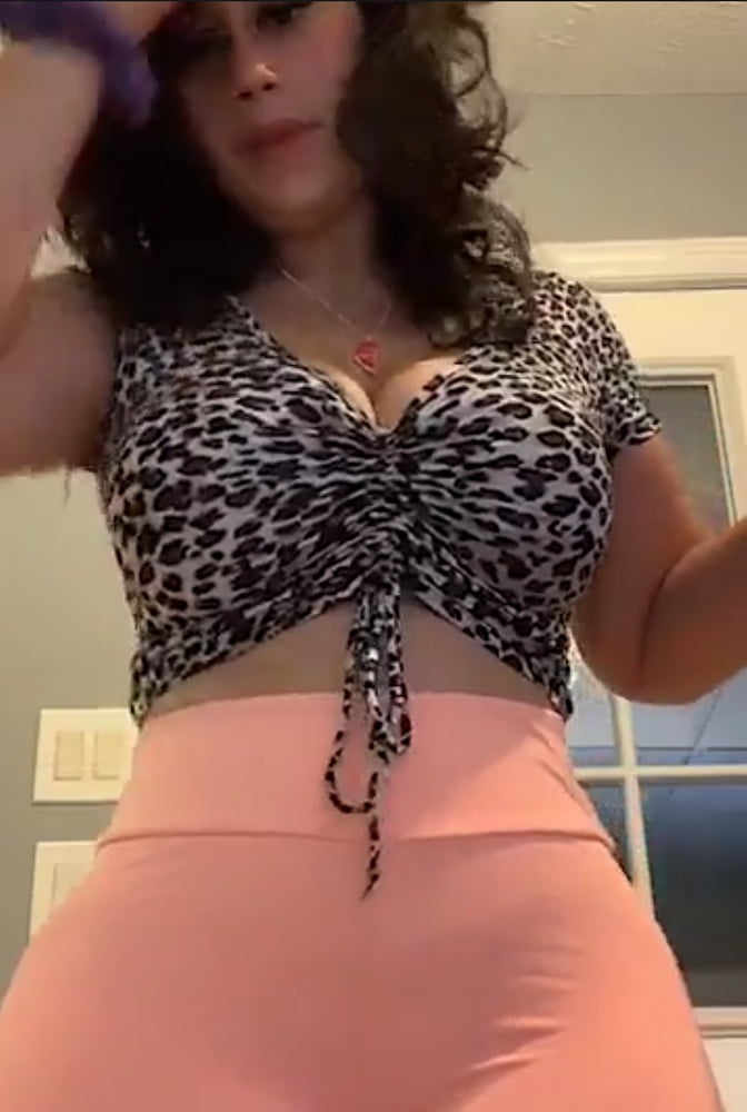 Reife enge lustvolle frauen
 #92128315