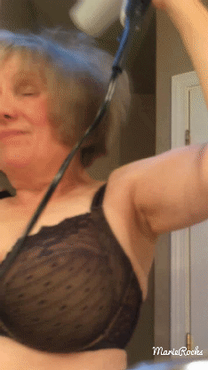 Gifs mom has big tits and a curvy round ass by marierocks
 #106632893