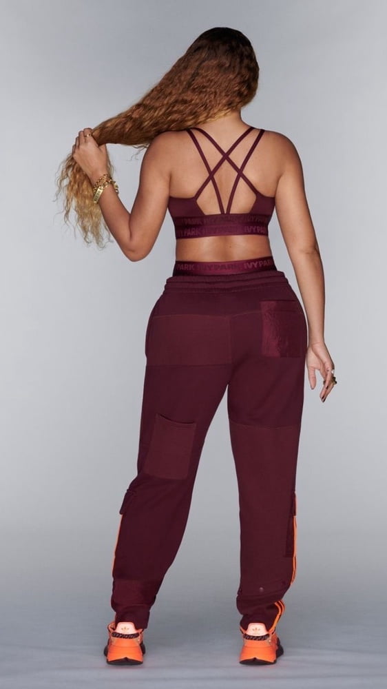 Wichse über beyonce Schlampe & ihr saftiger dicker Arsch
 #94796319