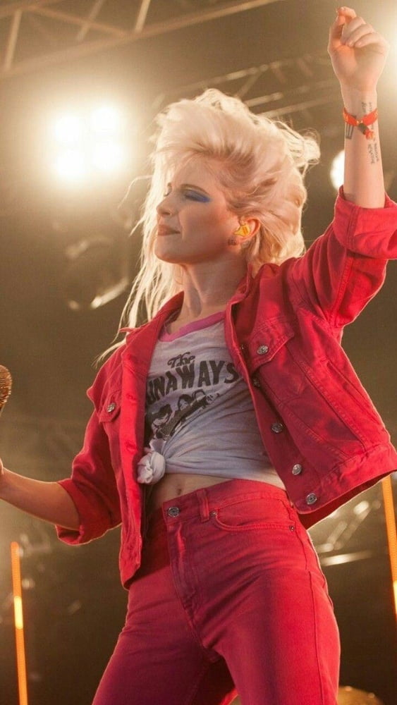 Hayley williams 15
 #89992242