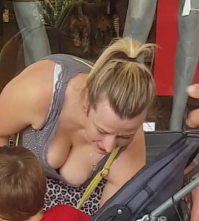 hot mom with very hot tits show a big cleavage in public #88702891
