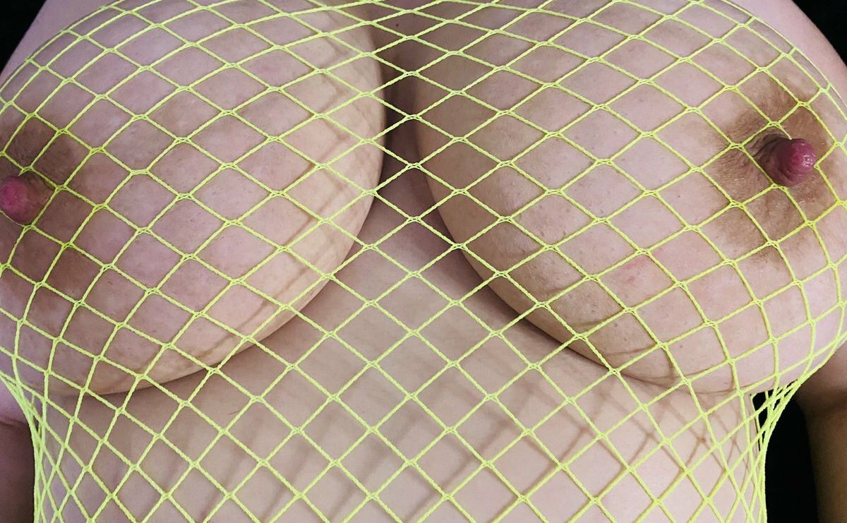 Rileelovee desnuda #108399786