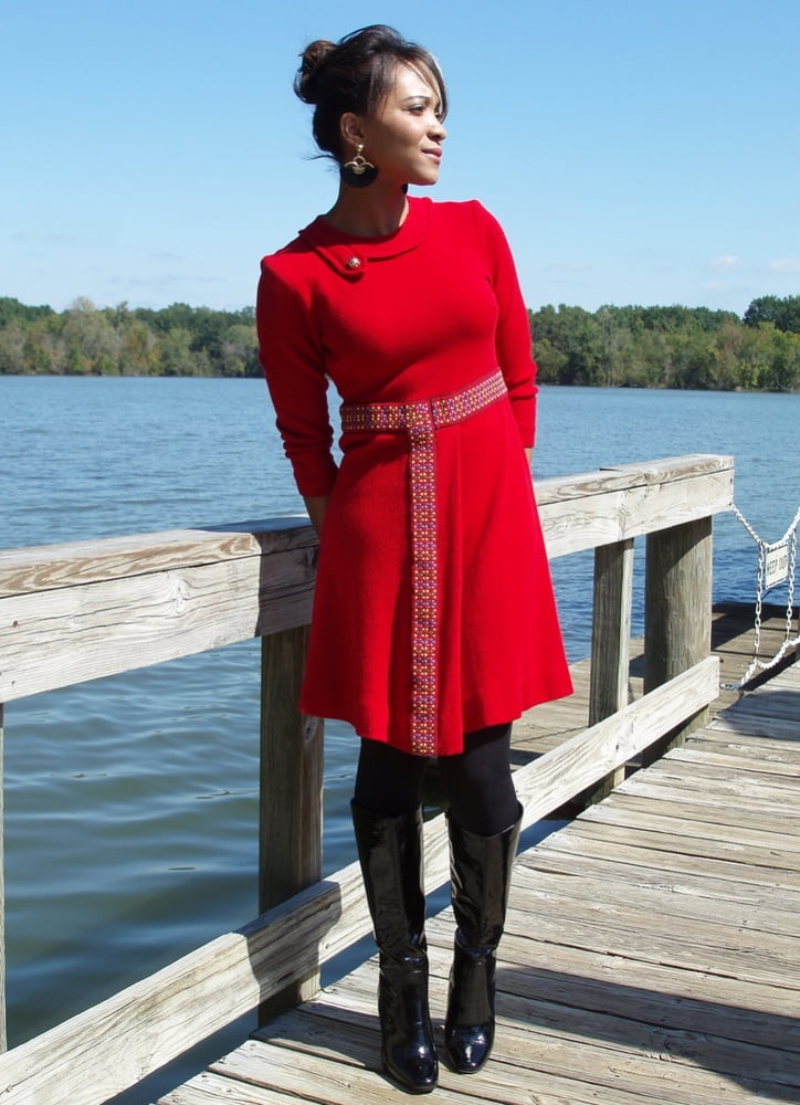 Milfs & gilfs usando botas no.6
 #104193508