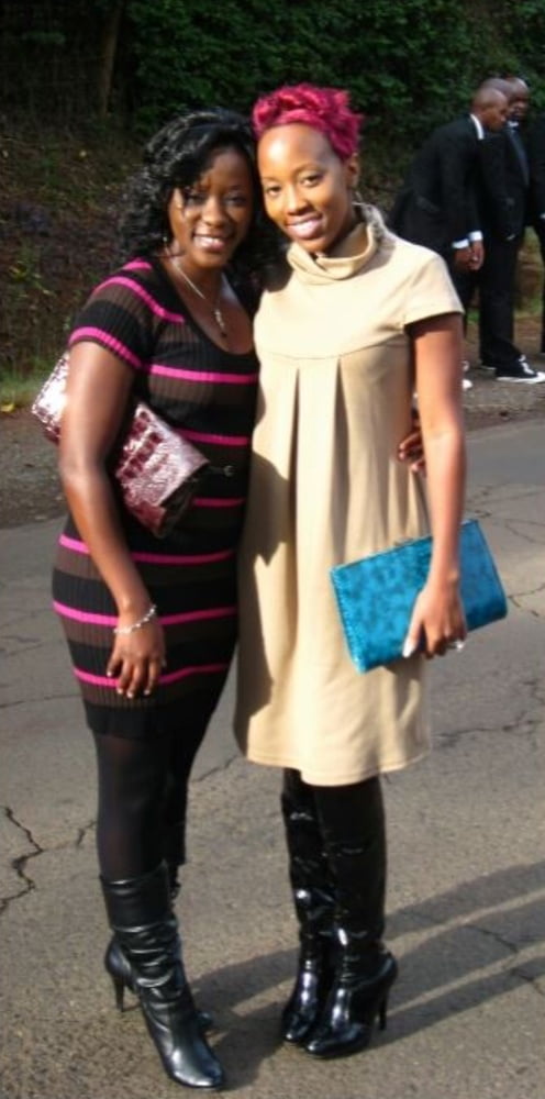 Milfs & gilfs usando botas no.6
 #104193634