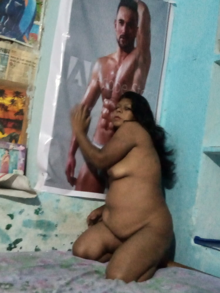 Nude model #91363869