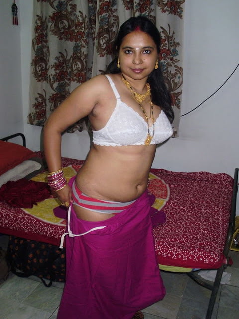 Indische Frau 4
 #89113147