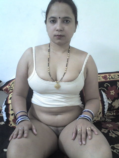 Indische Frau 4
 #89113157