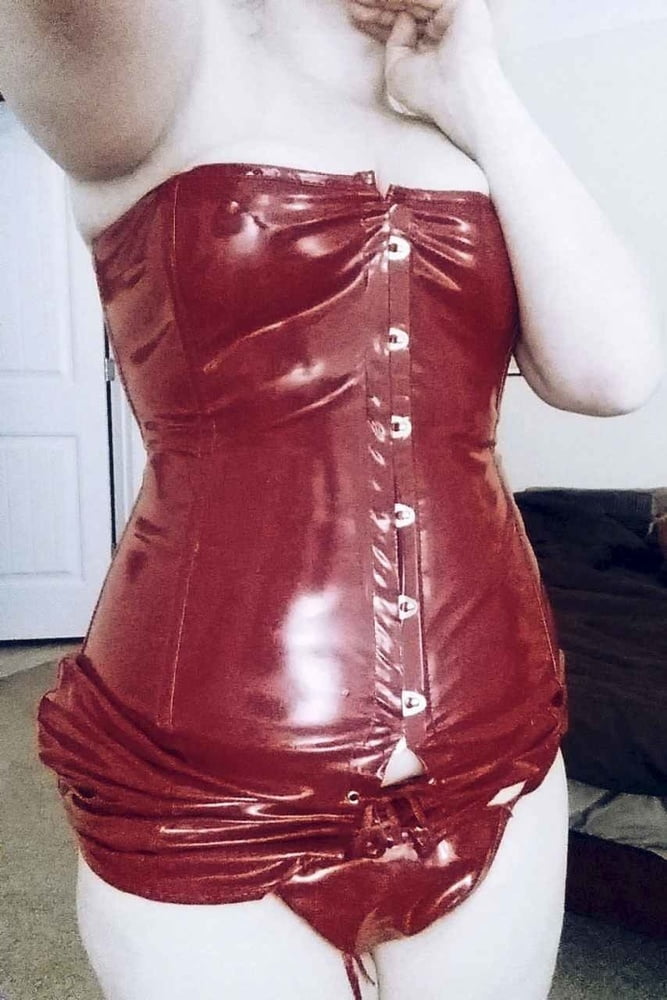 Color geek
 #99573731