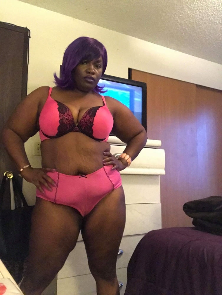Schwarze geile Milf zurück zur Arbeit Selfies
 #88573453