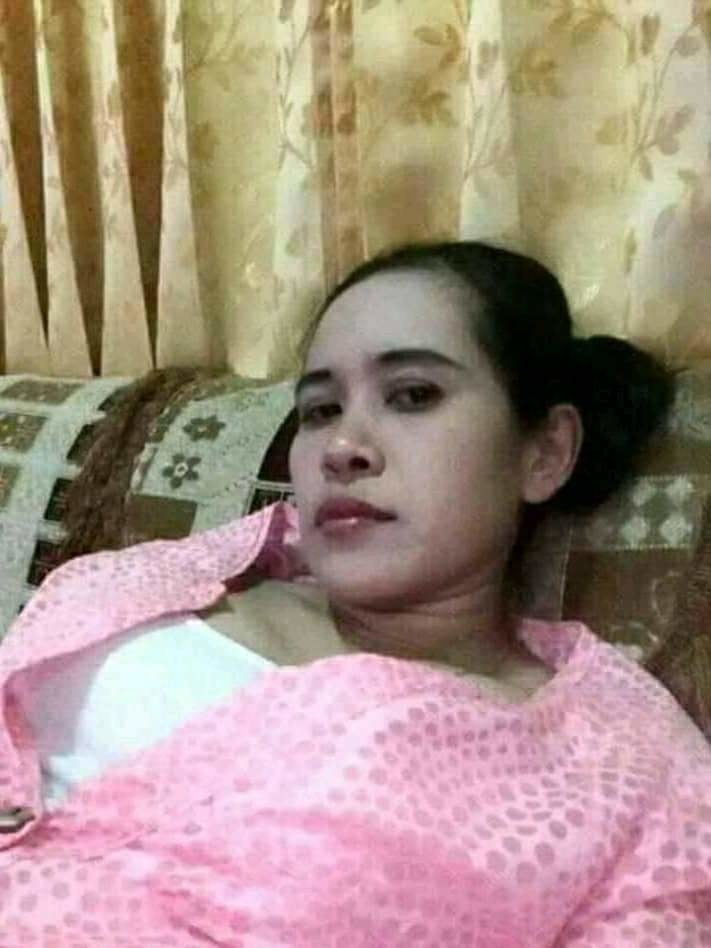 Ibu tetek besar #81304536