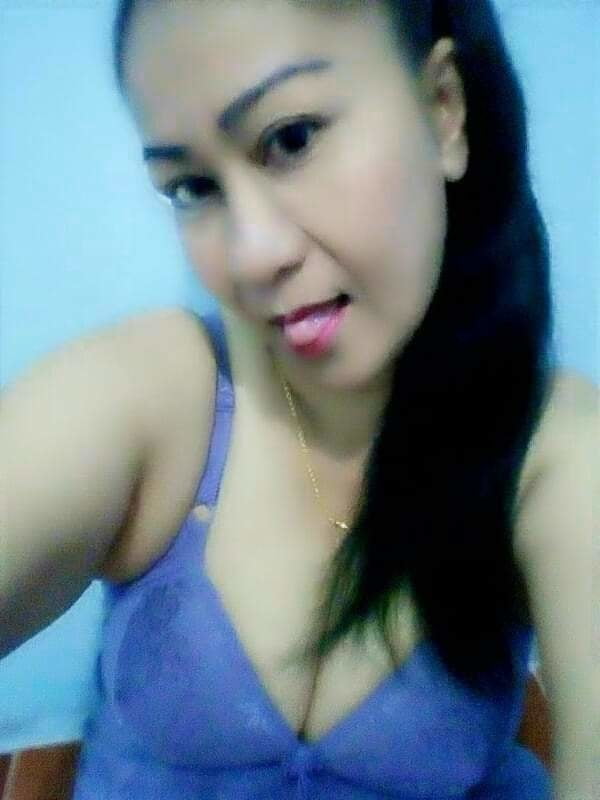 Ibu tetek besar #81304611