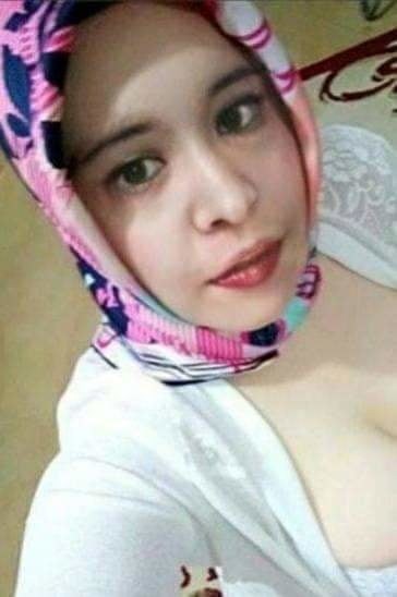 Ibu tetek besar #81304666