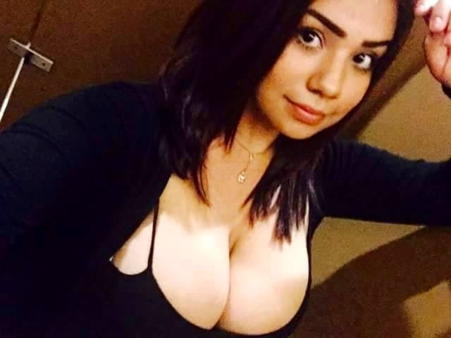 Big Knockers 5 3929716