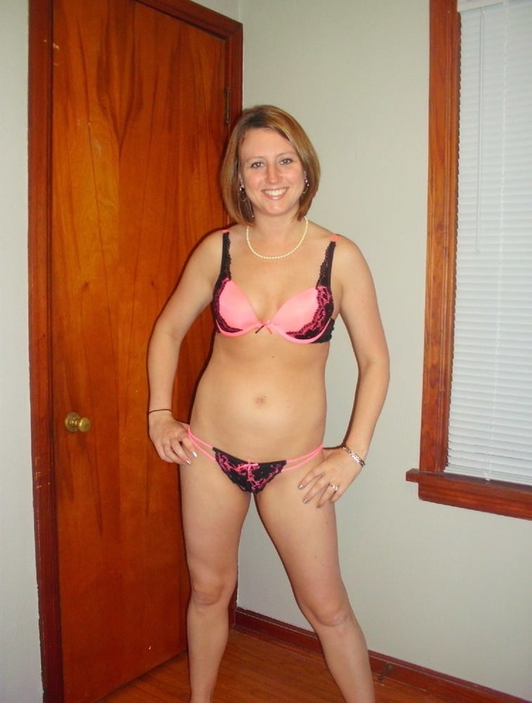 Moms so fuckin flat 2
 #102768133