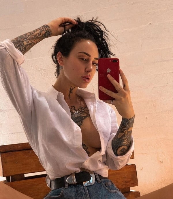 Sin sujetador 12
 #104924577