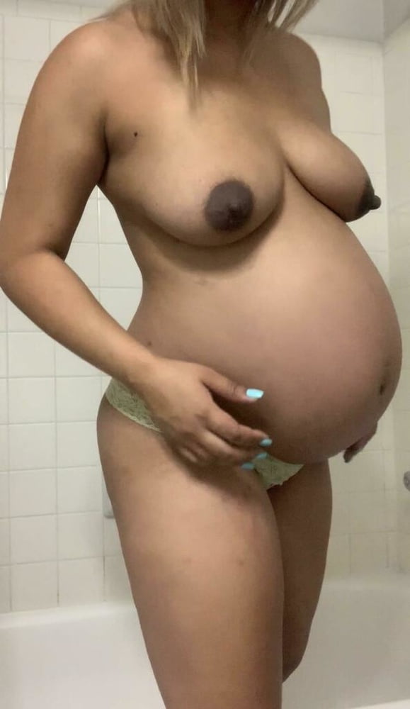 Sexy schwangere Mädchen 121
 #93500615