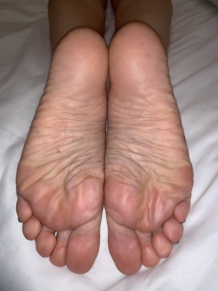 足の裏ともっと足の裏
 #104328669