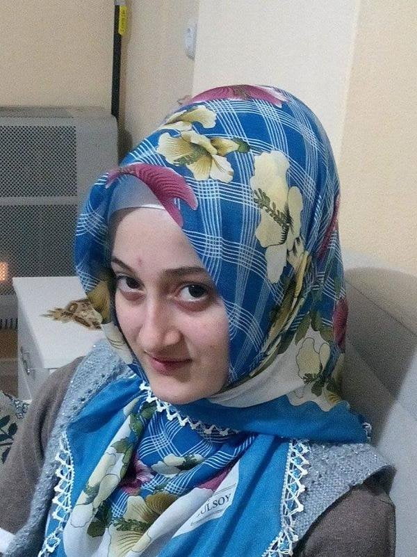 Türkische Turbanli Anal Arsch heiße Ärsche Hijab
 #94877926