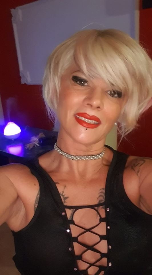 Blond suczka
 #87543632