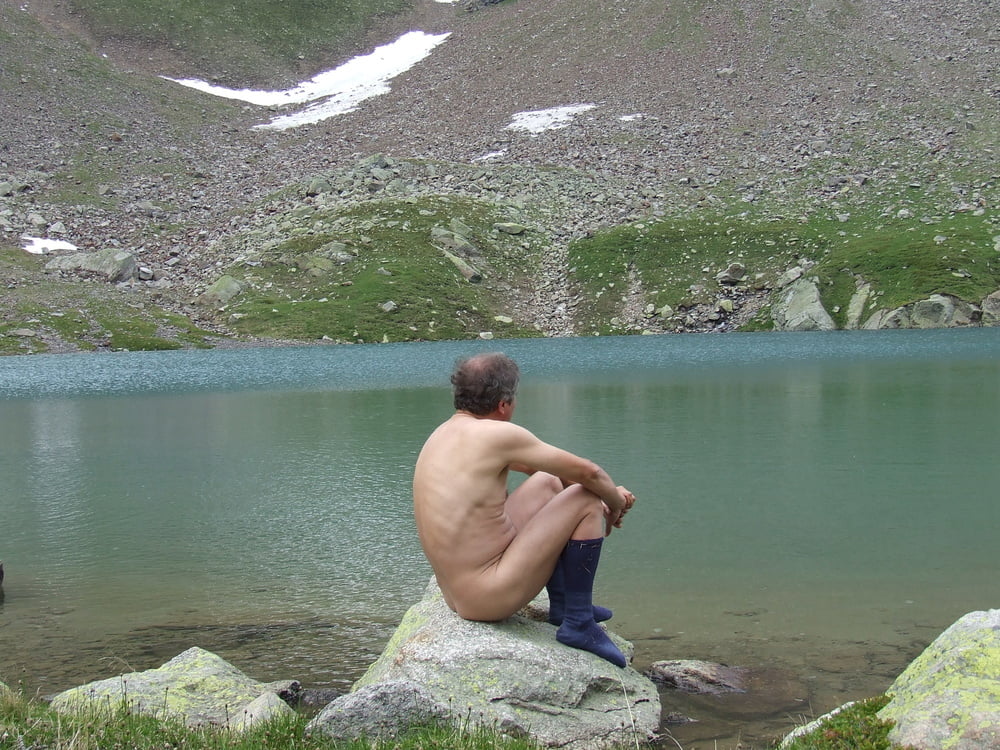 Sexe dans les montagnes suisses par ahcpl
 #98806170