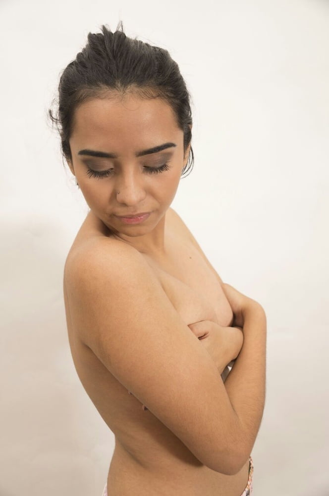 Latina 15
 #81851904