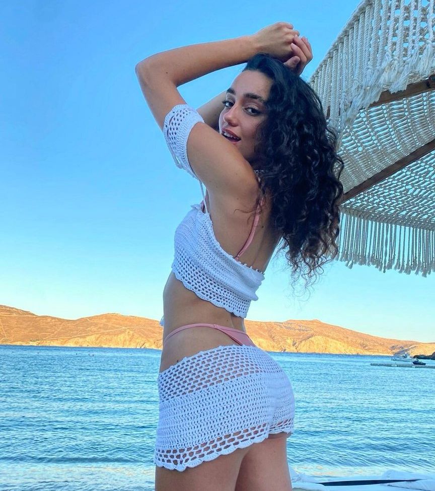 Liraz Nomdar nackt #108314474