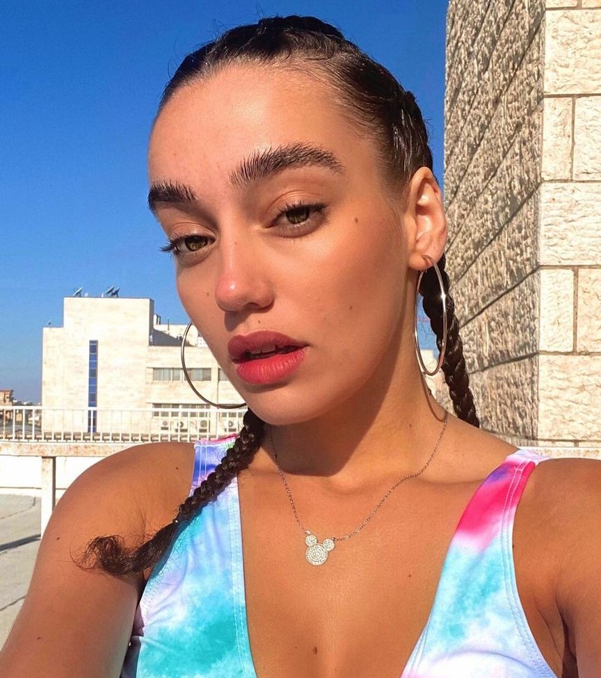 Liraz Nomdar nackt #108314513