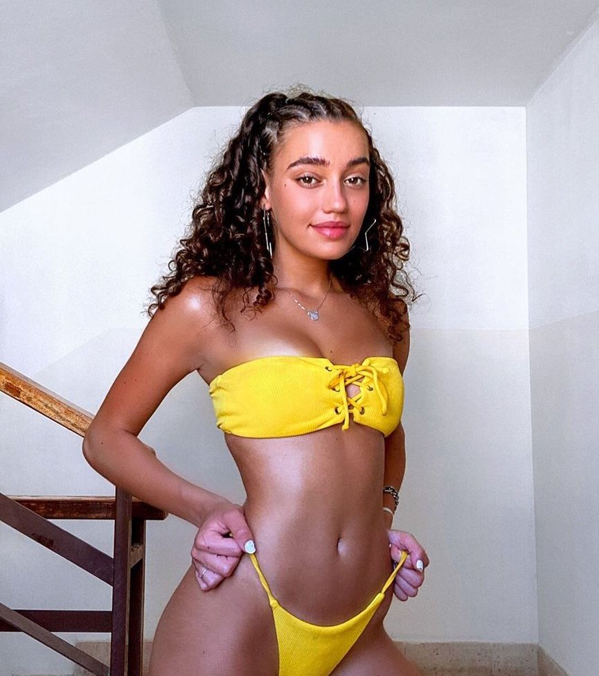 Liraz Nomdar nackt #108314518