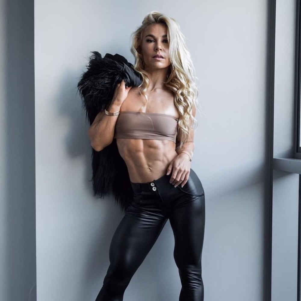 Hattie Boydle Platinum Gorgeous And Ripped 3671021