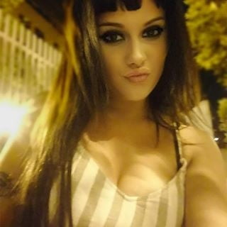 Spanisch instagram chav mit riesigen Titten
 #88646486