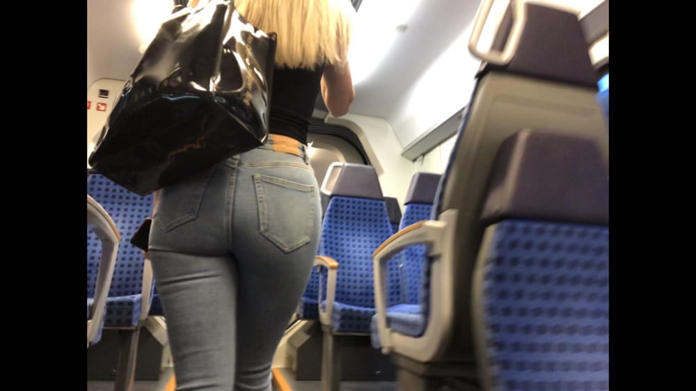 Hot Jeans Ass in Train Marburg #81838216