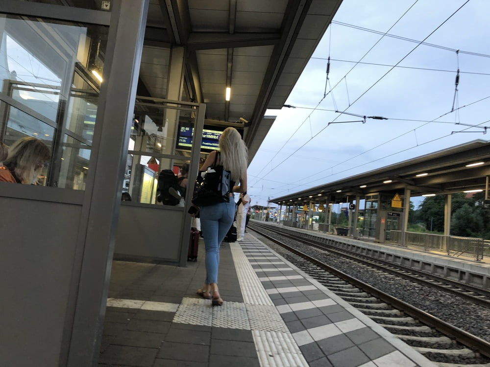 Hot Jeans Ass in Train Marburg #81838238