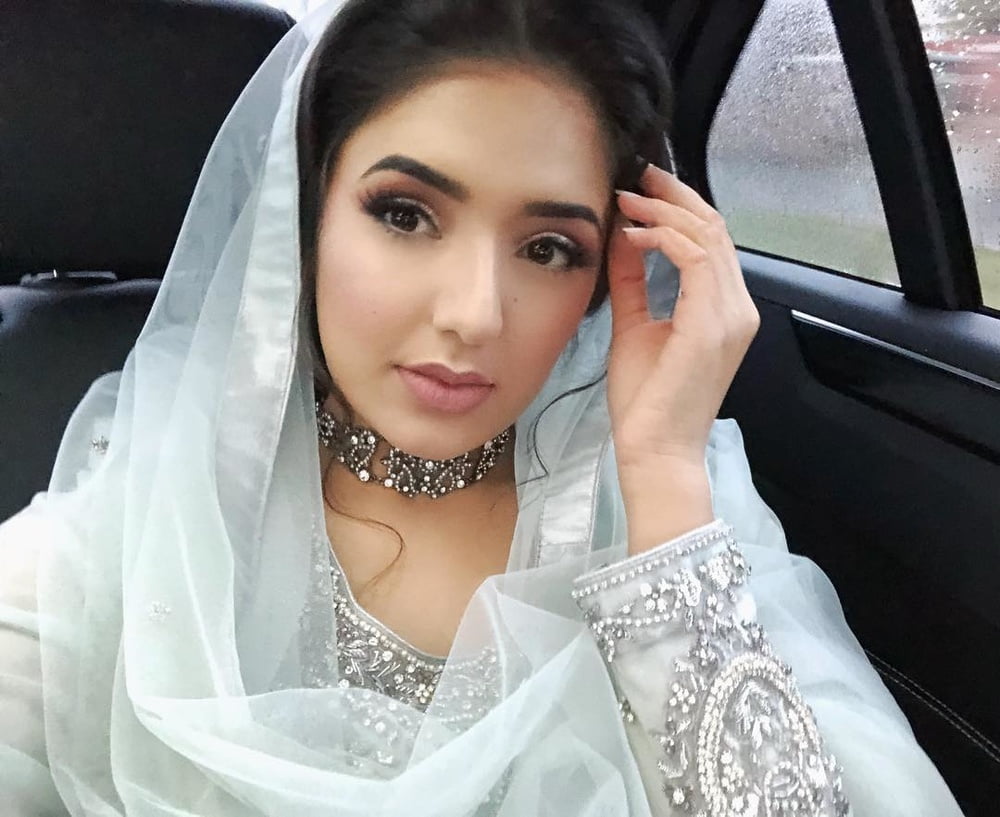 Sexy Pakistani hot Paki babes #91562226
