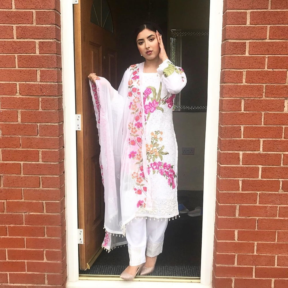 Sexy Pakistani hot Paki babes #91562300
