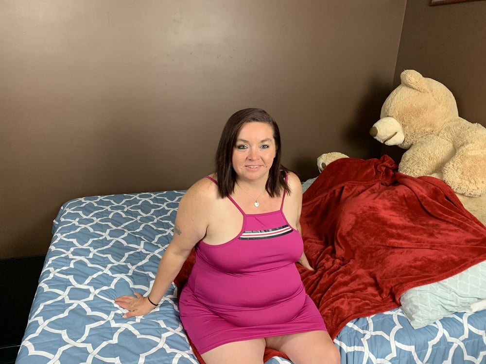 Sexy BBW Pink Dress and Spread Asshole #106728619