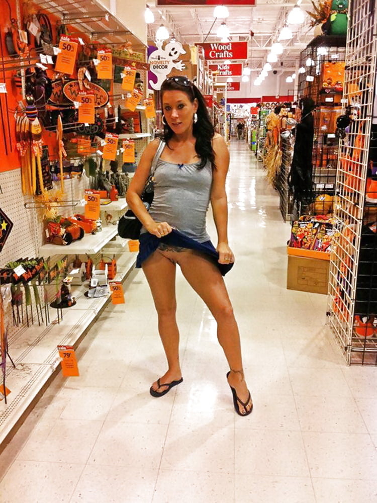 FLASHING IN SHOPS #92310359