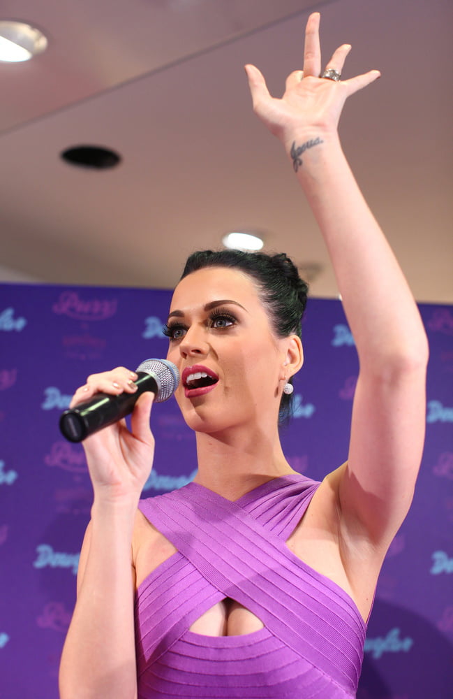 Armpits That Make Me Cum #88347666