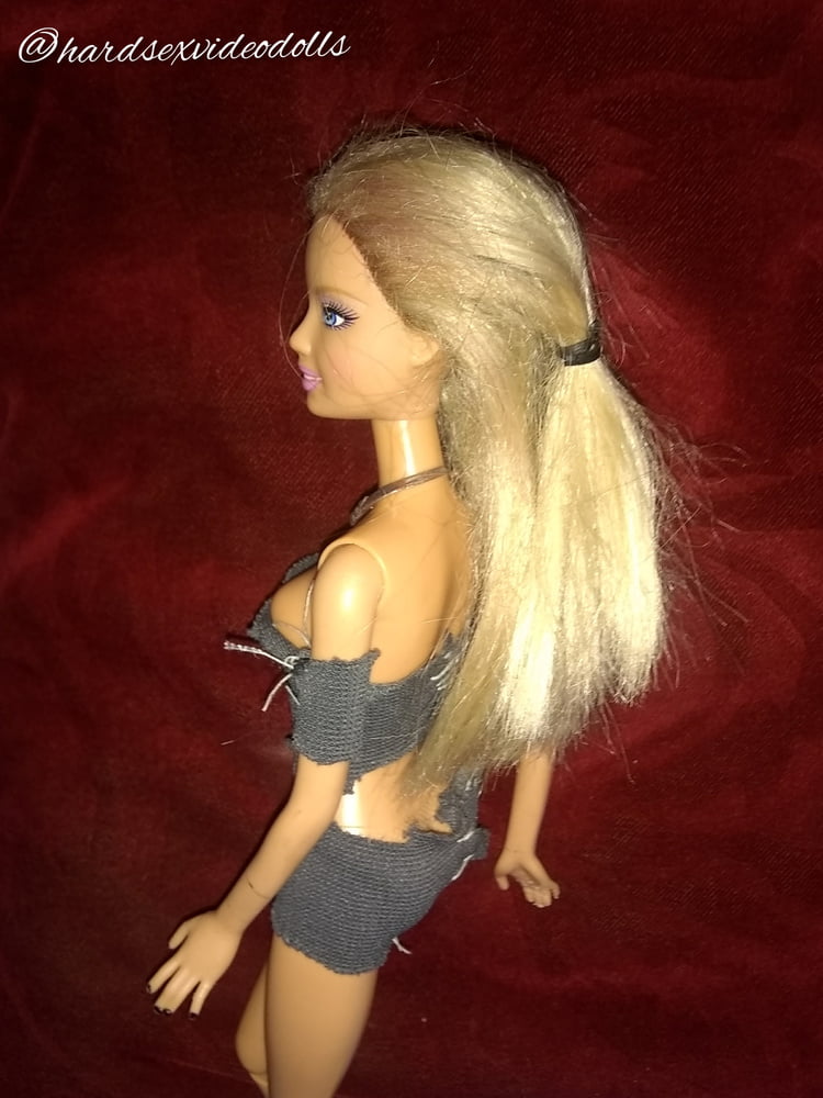 12 junio barbie doll morenaza 2020
 #93759904