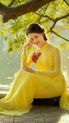 Caliente y hermosa
 #103829213