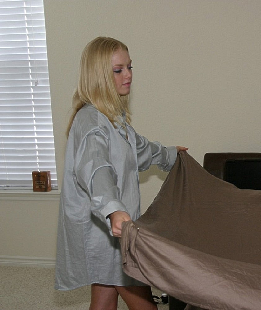 Chicas en varias camisas
 #90919649