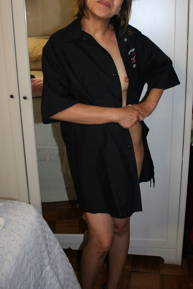 Chicas en varias camisas
 #90920066