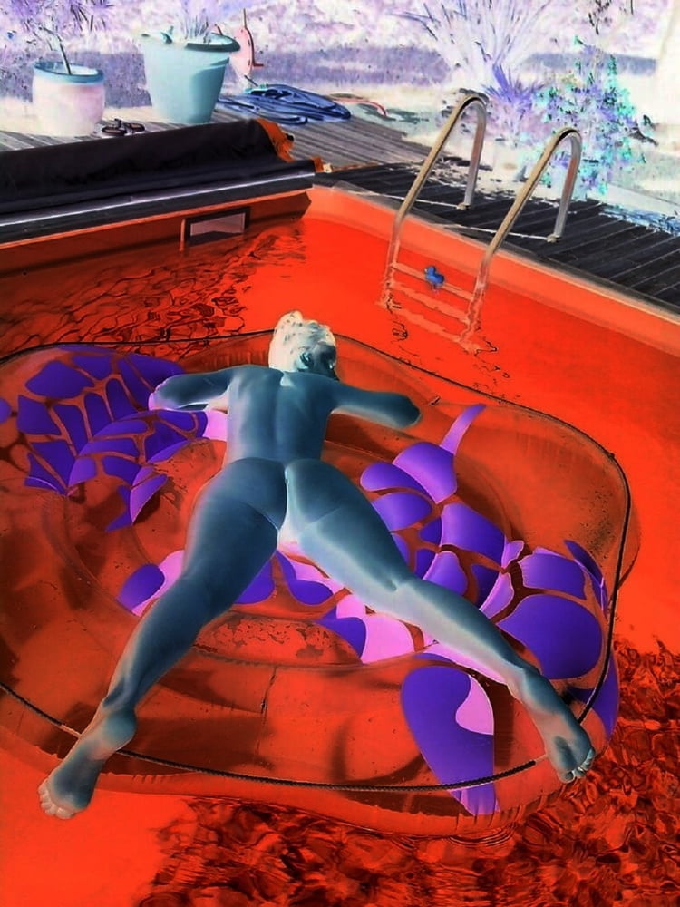 Mujeres y agua negs - 1
 #105125302