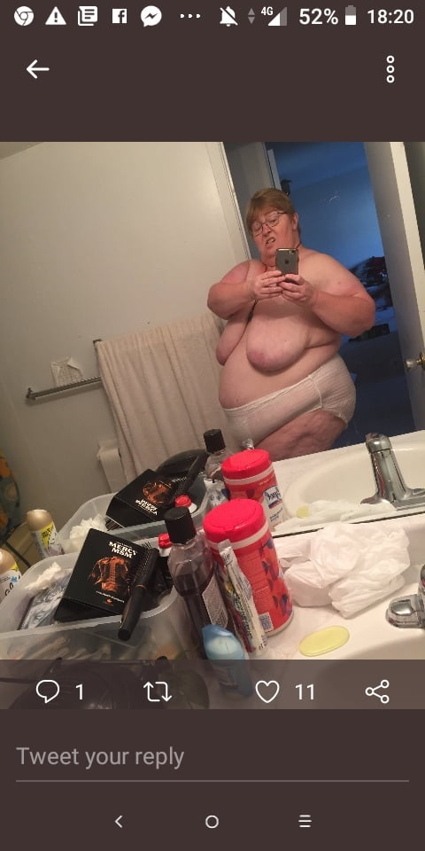 Hoodyman ssbbw 285 . screen shots mega post .
 #101454800