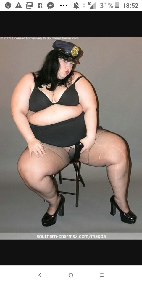 Hoodyman ssbbw 285 . capturas de pantalla mega post .
 #101455230