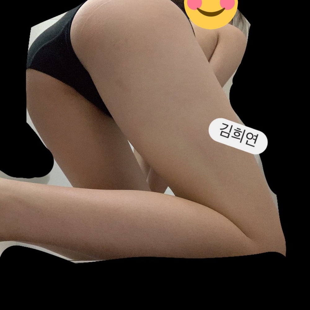 Ragazza coreana nuda
 #103942365