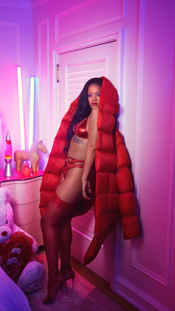 Rihanna #101539919